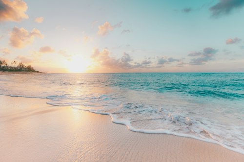 Pantai saat senja